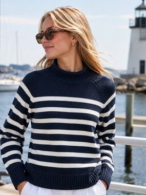 LL Bean Signature $129 Organic Cotton Navy Wht Nautical Stripe Sweater Womens L